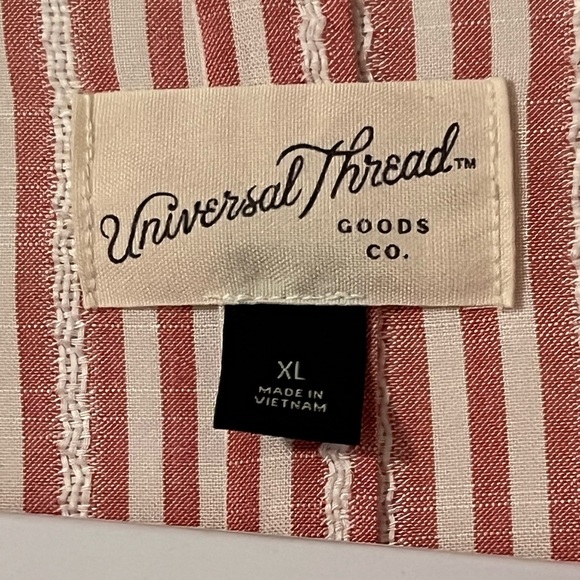 Women’s pink and white striped button-down blouse Universal Thread size XL - Picture 7 of 7